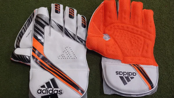 Adidas INCURZA 2.0 Wicket Keeping Gloves . view 5