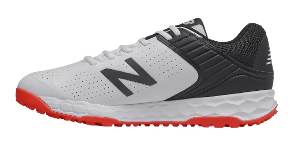 New Balance CK 4020 I4 (Wide) Rubber Cricket Shoes -