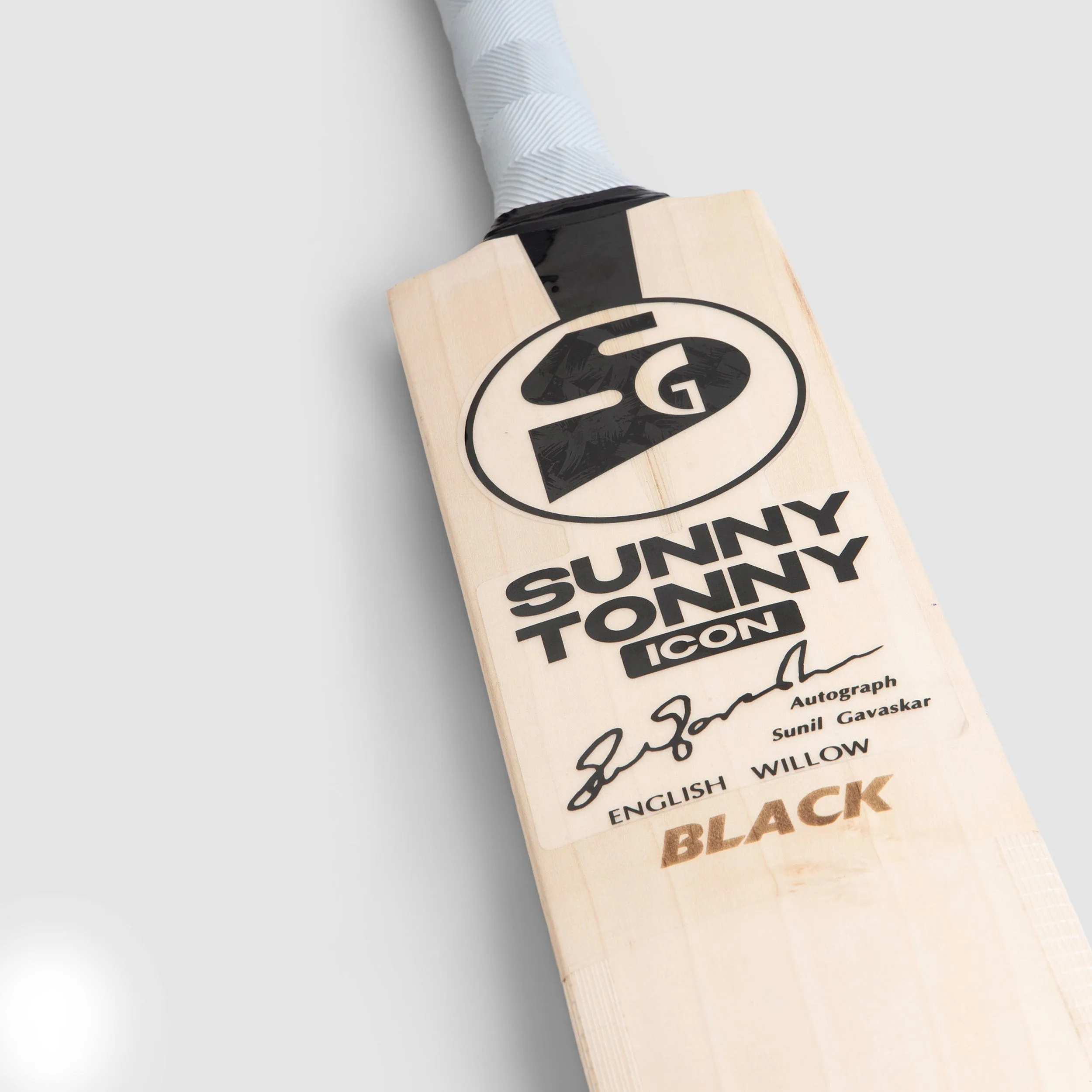 SG Sunny Tonny Classic Black Cricket Bat view 2